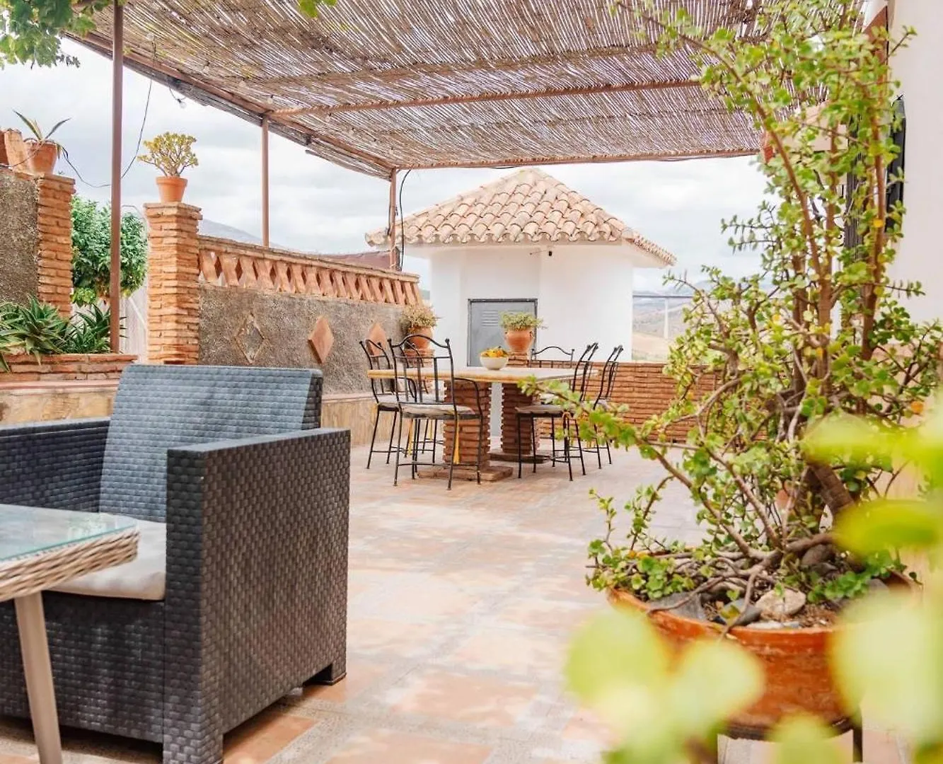 Gated Private Villa With Large Pool Málaga