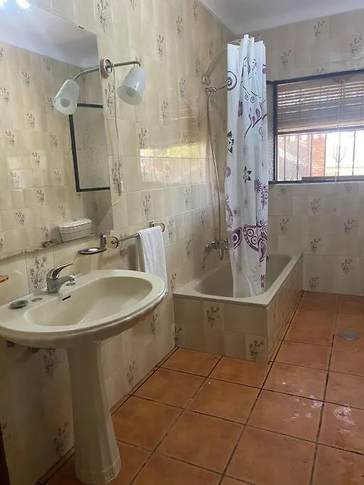 Vakantiehuis Gated Private Villa With Large Pool Málaga
